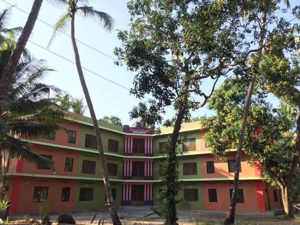 Airavatham Apartments Guruvāyūr Zewnętrze zdjęcie